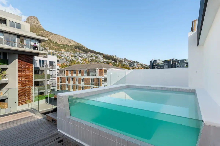 To Let 3 Bedroom Property for Rent in Sea Point Western Cape